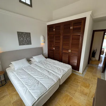 New In Playa Blanca, Lanzarote -adults Only- ヴィラ プラヤ・ブランカ