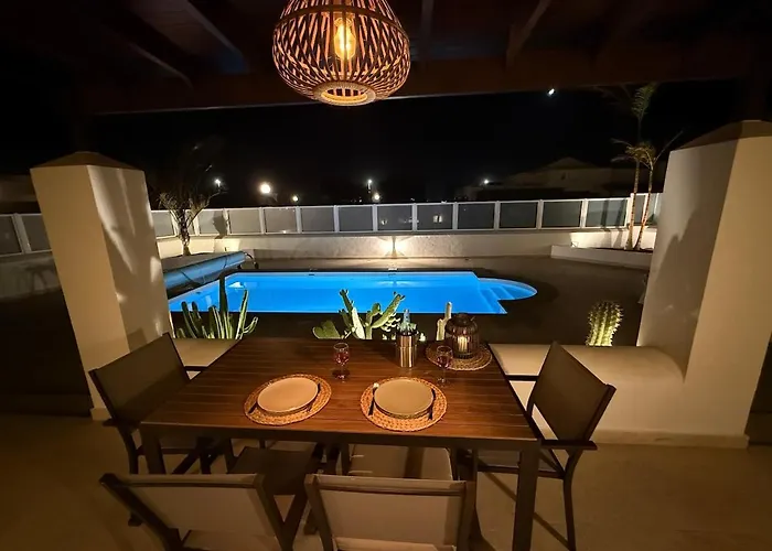 New In Playa Blanca, Lanzarote -adults Only- ヴィラ *