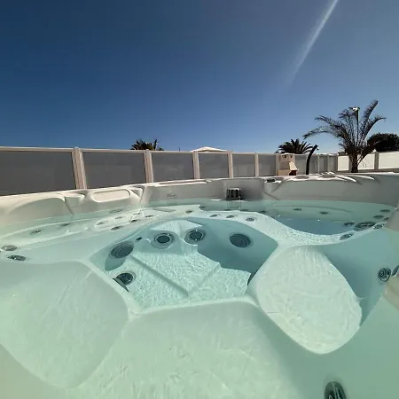 New In Playa Blanca, Lanzarote -adults Only- * Коста Бланка